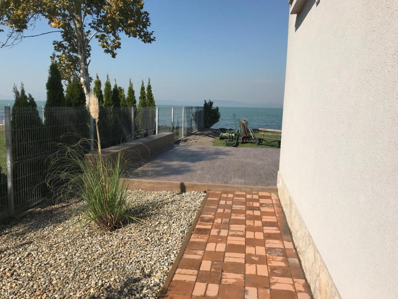 Balaton View Apartment Balatonboglar Ngoại thất bức ảnh